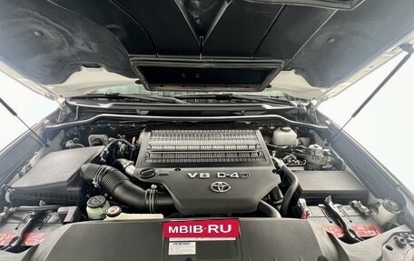 Toyota Land Cruiser 200, 2018 год, 7 870 000 рублей, 20 фотография