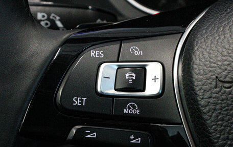 Volkswagen Tiguan II, 2018 год, 2 249 000 рублей, 14 фотография