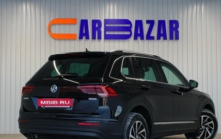 Volkswagen Tiguan II, 2018 год, 2 249 000 рублей, 4 фотография