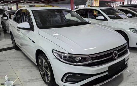 Volkswagen Bora, 2023 год, 1 735 000 рублей, 1 фотография