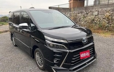 Toyota Voxy III, 2021 год, 2 137 000 рублей, 1 фотография