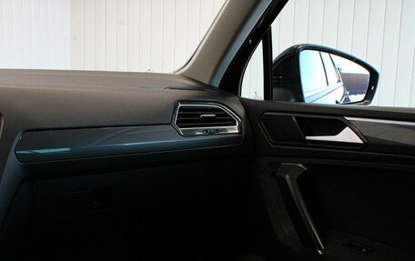 Volkswagen Tiguan II, 2018 год, 2 249 000 рублей, 23 фотография