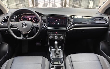 Volkswagen T-Roc I, 2021 год, 1 900 000 рублей, 4 фотография