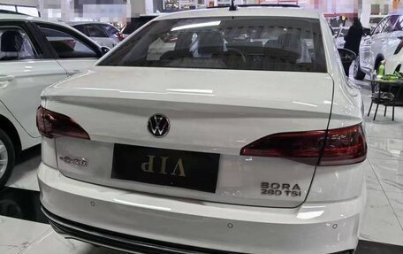 Volkswagen Bora, 2023 год, 1 735 000 рублей, 4 фотография