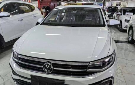 Volkswagen Bora, 2023 год, 1 735 000 рублей, 2 фотография