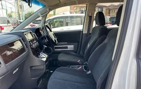 Mitsubishi Delica D:5 I, 2017 год, 2 088 000 рублей, 25 фотография