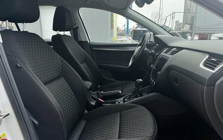 Skoda Octavia, 2017 год, 1 550 000 рублей, 25 фотография