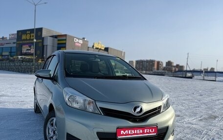 Toyota Vitz, 2012 год, 750 000 рублей, 1 фотография