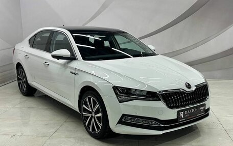 Skoda Superb III рестайлинг, 2025 год, 3 279 000 рублей, 3 фотография