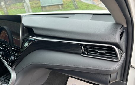 Toyota Camry, 2021 год, 3 290 000 рублей, 11 фотография