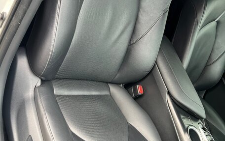 Toyota Camry, 2021 год, 3 290 000 рублей, 10 фотография