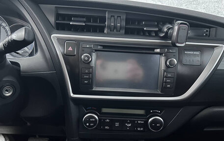 Toyota Auris II, 2014 год, 1 350 000 рублей, 12 фотография