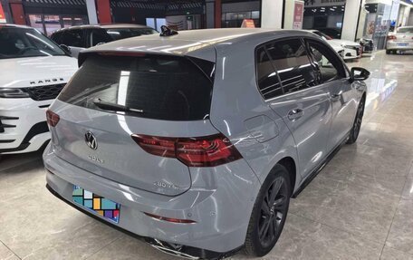 Volkswagen Golf VIII, 2022 год, 2 107 000 рублей, 3 фотография