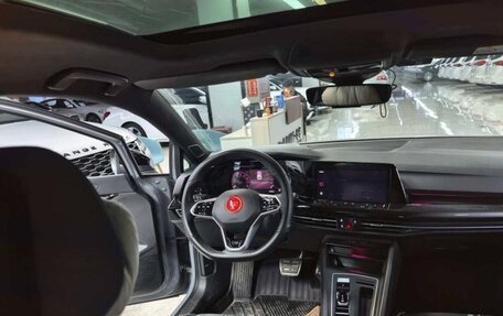 Volkswagen Golf VIII, 2022 год, 2 107 000 рублей, 8 фотография