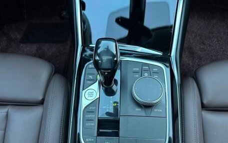 BMW 3 серия, 2022 год, 2 700 000 рублей, 9 фотография