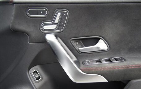 Mercedes-Benz CLA, 2021 год, 2 373 000 рублей, 15 фотография