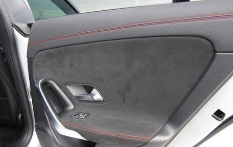 Mercedes-Benz CLA, 2021 год, 2 373 000 рублей, 31 фотография