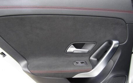 Mercedes-Benz CLA, 2021 год, 2 373 000 рублей, 32 фотография