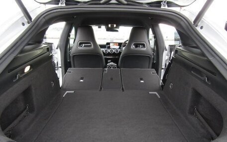 Mercedes-Benz CLA, 2021 год, 2 373 000 рублей, 30 фотография