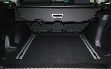 Toyota Land Cruiser Prado 150 рестайлинг 2, 2022 год, 6 100 000 рублей, 16 фотография