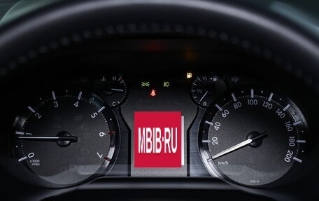 Toyota Land Cruiser Prado 150 рестайлинг 2, 2022 год, 6 100 000 рублей, 32 фотография