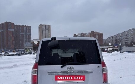 Toyota Noah III, 2007 год, 1 260 000 рублей, 8 фотография