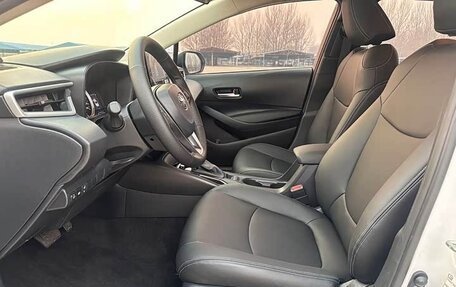 Toyota Corolla, 2022 год, 1 850 000 рублей, 8 фотография