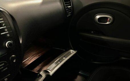 KIA Soul II рестайлинг, 2018 год, 1 650 000 рублей, 26 фотография