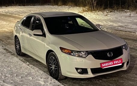 Honda Accord VIII рестайлинг, 2010 год, 1 150 000 рублей, 2 фотография