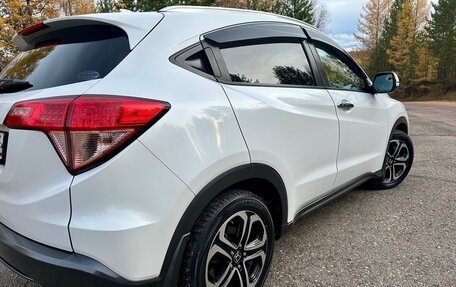 Honda Vezel, 2014 год, 1 750 000 рублей, 4 фотография