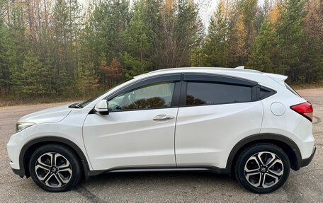 Honda Vezel, 2014 год, 1 750 000 рублей, 9 фотография