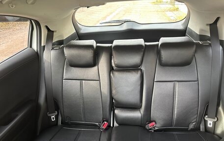 Honda Vezel, 2014 год, 1 750 000 рублей, 16 фотография