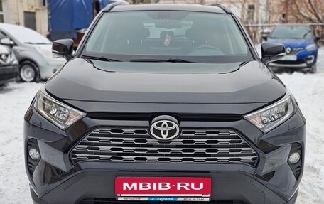 Toyota RAV4, 2021 год, 2 850 000 рублей, 12 фотография