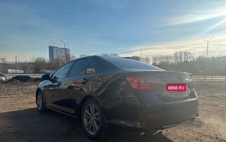 Toyota Camry, 2013 год, 1 890 000 рублей, 4 фотография