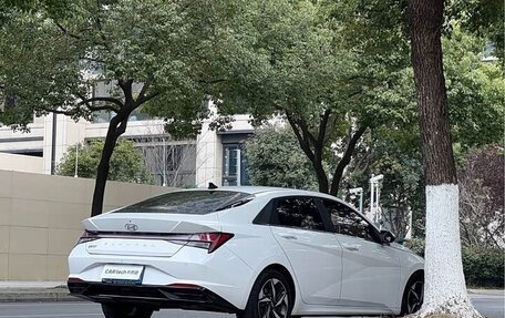 Hyundai Elantra, 2022 год, 1 350 007 рублей, 4 фотография