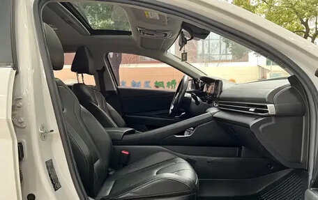 Hyundai Elantra, 2022 год, 1 350 007 рублей, 13 фотография