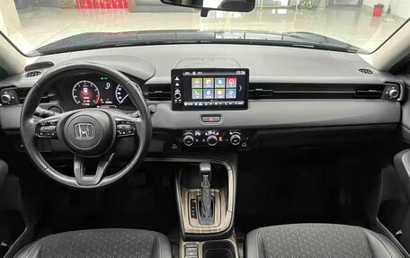 Honda Vezel, 2023 год, 1 550 000 рублей, 6 фотография