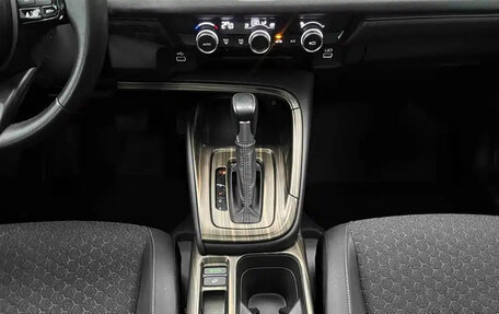 Honda Vezel, 2023 год, 1 550 000 рублей, 8 фотография