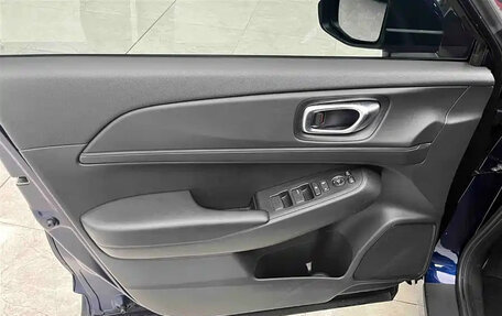 Honda Vezel, 2023 год, 1 550 000 рублей, 11 фотография