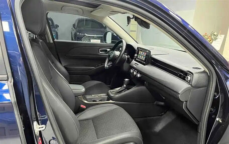 Honda Vezel, 2023 год, 1 550 000 рублей, 14 фотография