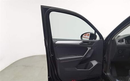 Volkswagen Tiguan II, 2021 год, 3 427 978 рублей, 5 фотография