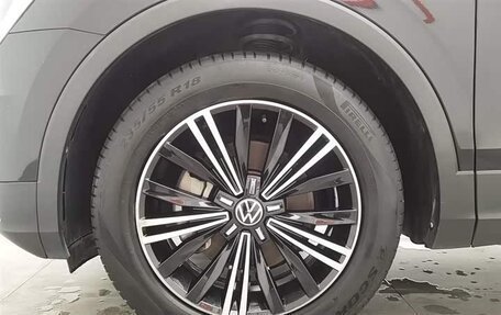 Volkswagen Tiguan II, 2021 год, 3 427 978 рублей, 17 фотография