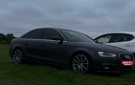 Audi A4, 2014 год, 1 600 000 рублей, 4 фотография