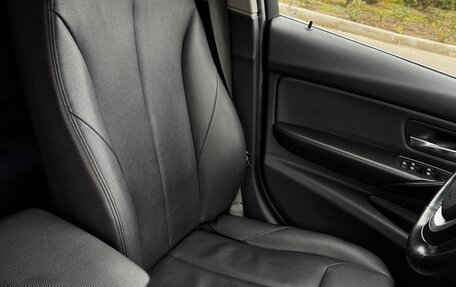 BMW 3 серия, 2013 год, 1 590 000 рублей, 11 фотография