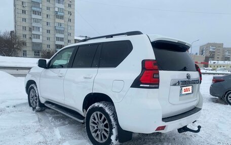 Toyota Land Cruiser Prado 150 рестайлинг 2, 2020 год, 4 900 000 рублей, 7 фотография