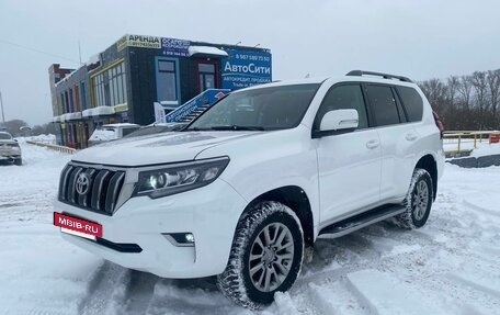 Toyota Land Cruiser Prado 150 рестайлинг 2, 2020 год, 4 900 000 рублей, 3 фотография