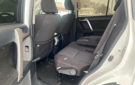 Toyota Land Cruiser Prado 150 рестайлинг 2, 2020 год, 4 900 000 рублей, 11 фотография