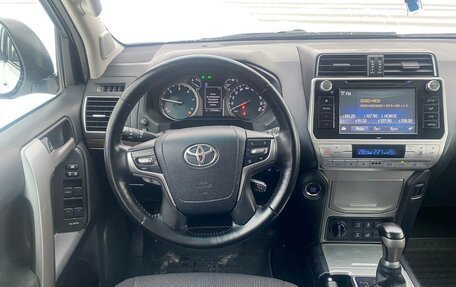 Toyota Land Cruiser Prado 150 рестайлинг 2, 2020 год, 4 900 000 рублей, 13 фотография