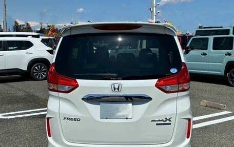 Honda Freed II, 2021 год, 1 319 000 рублей, 6 фотография