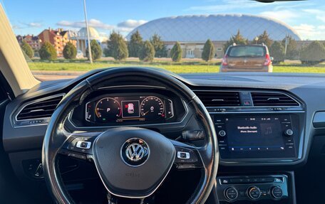 Volkswagen Tiguan II, 2019 год, 2 500 000 рублей, 9 фотография